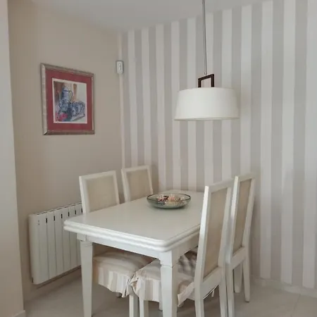 Vegas, Esc-1, 7-14 Apartment *